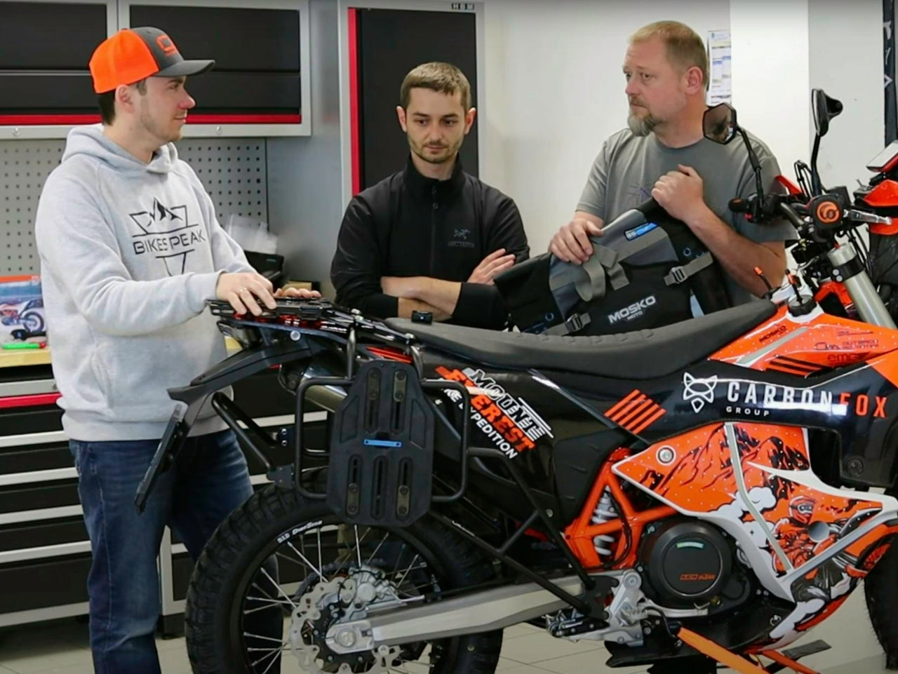 Perun moto products on the way to Himalayas