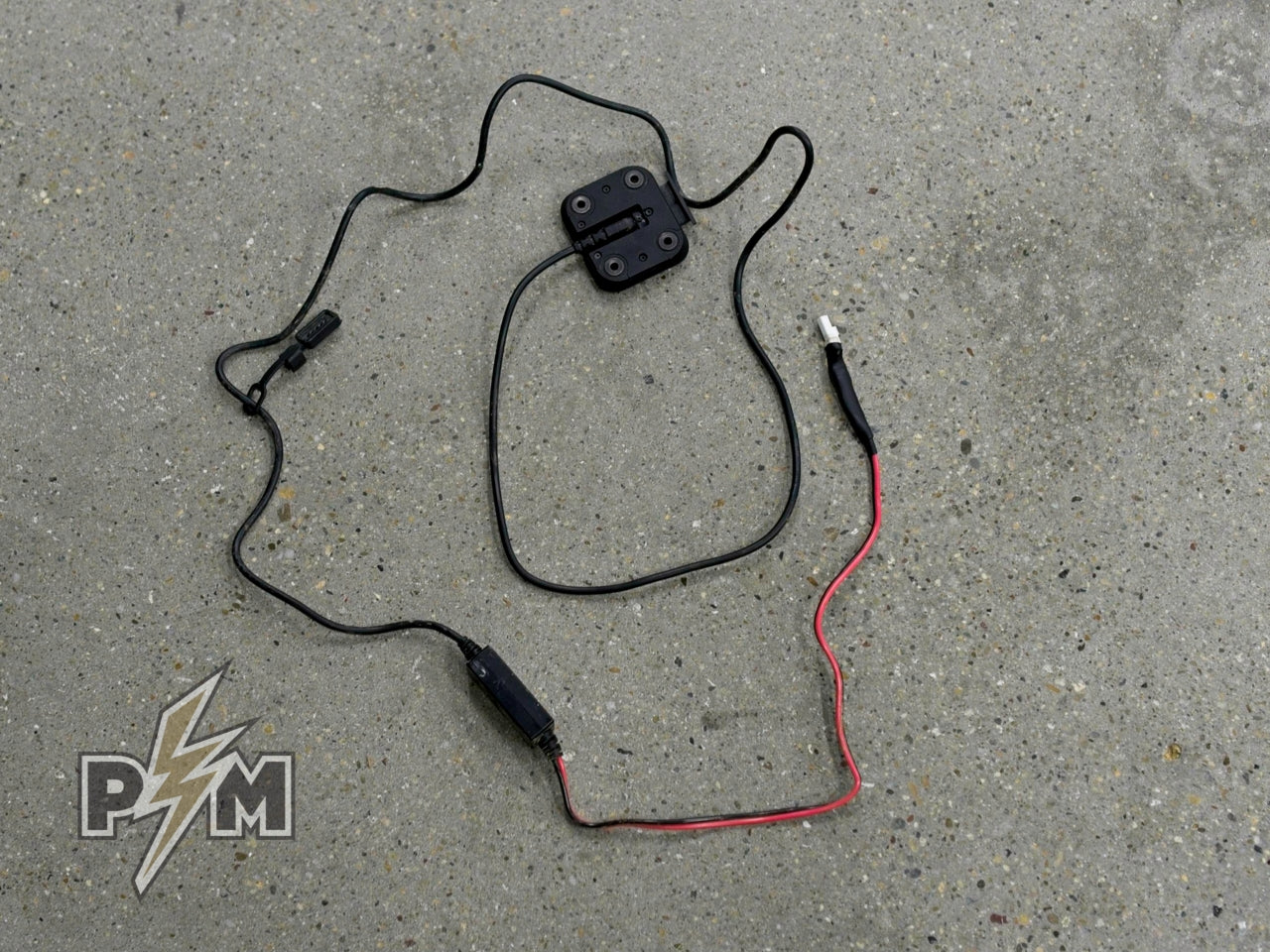 How to wire a GPS unit to a Ducati DesertX