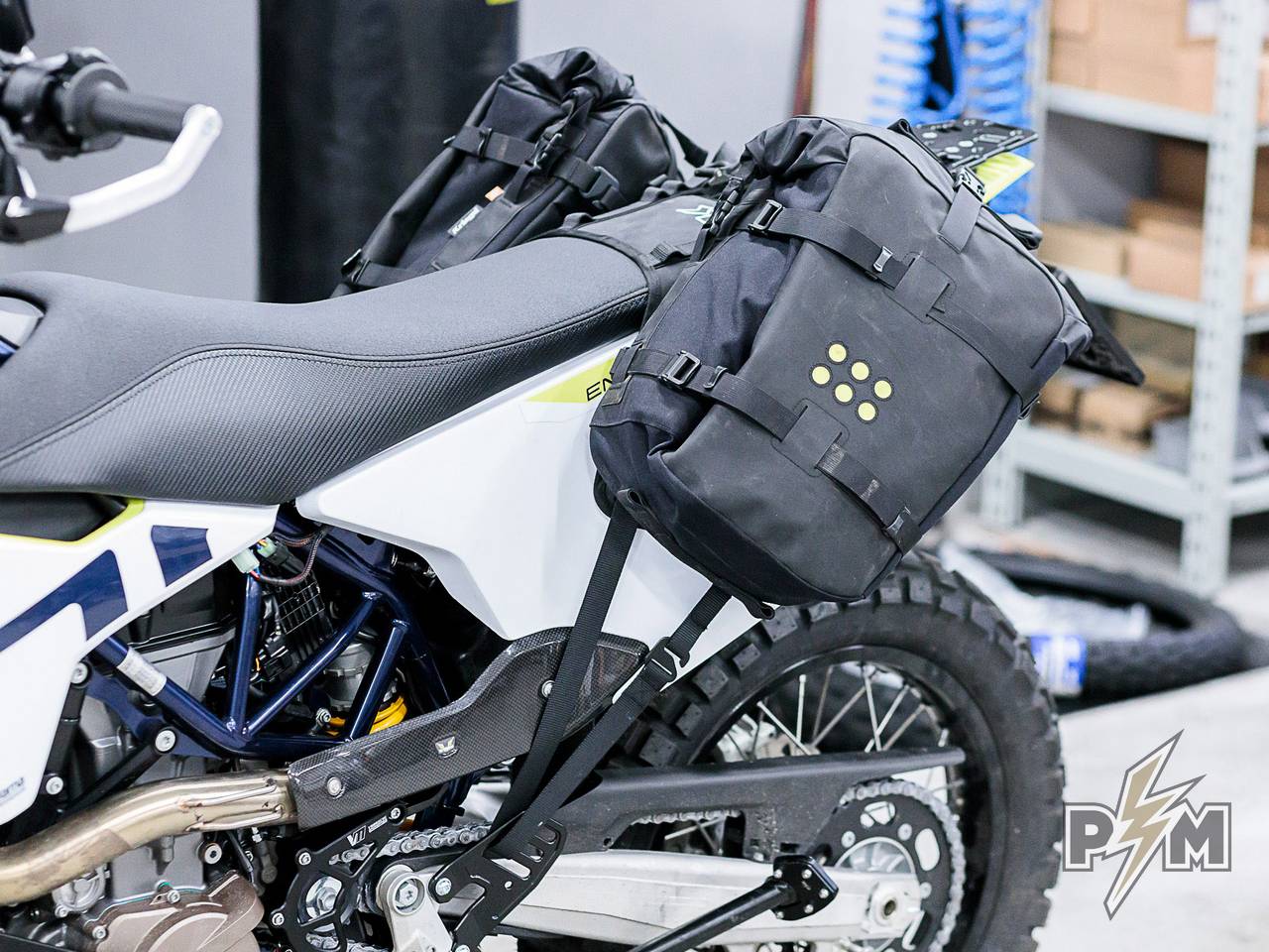 Amazon.com: Nelson-Rigg Black Dual Sport Enduro Saddlebags, Fits Most Dual  Sport/Enduro KTM Honda Yamaha & Suzuki Models : Automotive