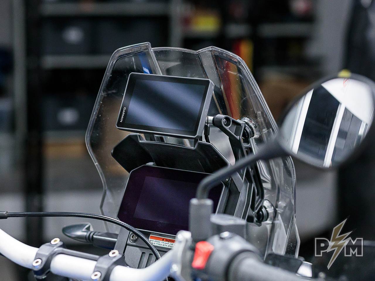 Garmin Zumo XT on Aprilia Tuareg - Perunmoto