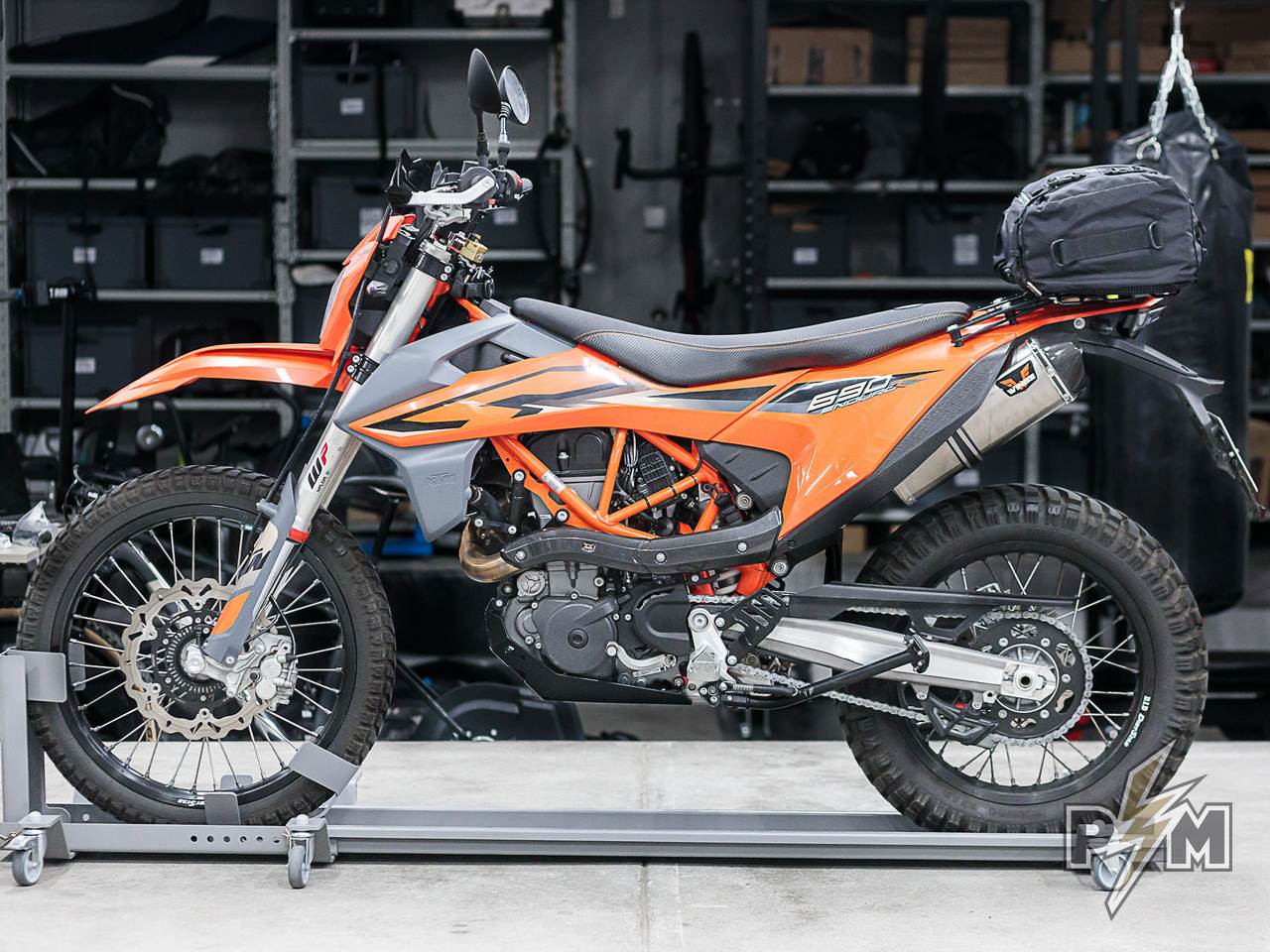 KTM 690 Luggage Setup: Kriega US-30 + Perun Moto Extension plate