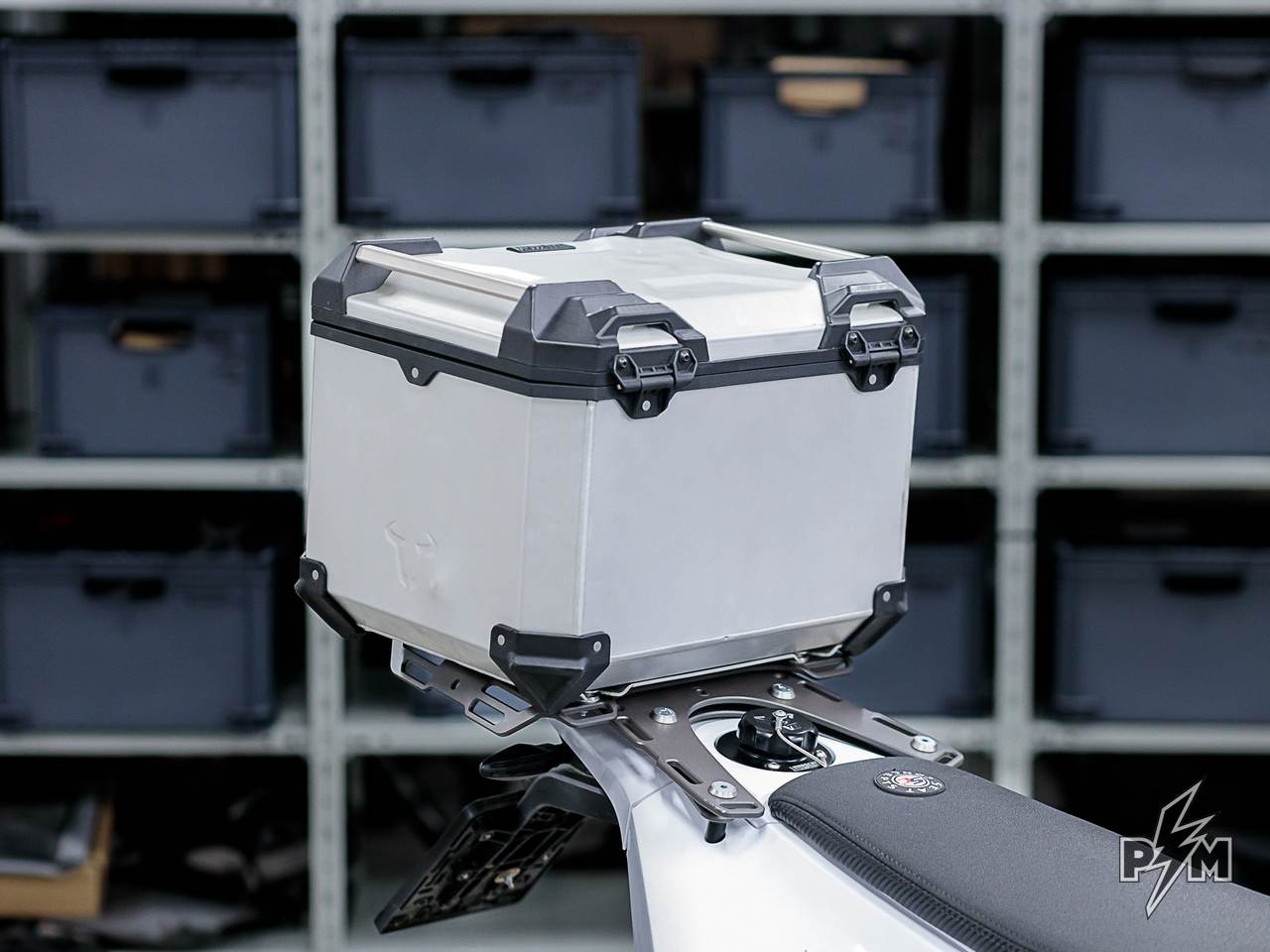 Perun moto Husqvarna 701 Luggage rack & Extension plate with SW-Motech Trax top case