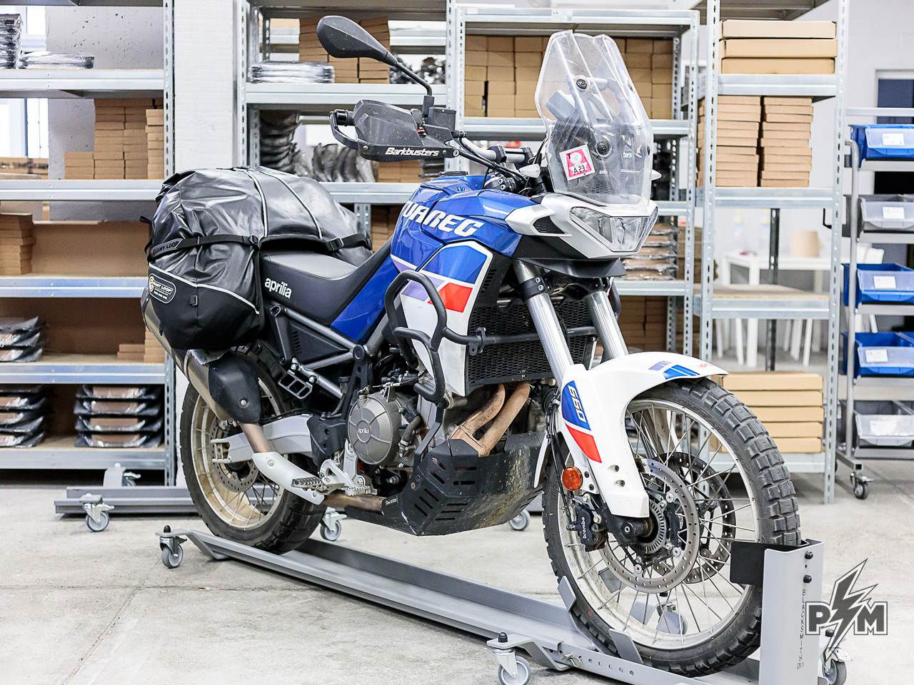 Perun moto Aprilia Tuareg 660 Top luggage rack & Tie-down brackets with Giant Loop Great basin