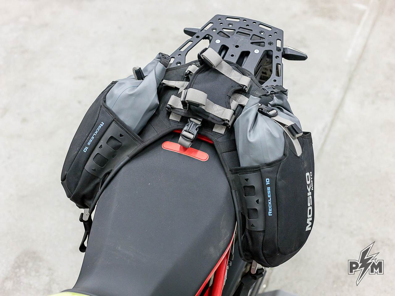 Perun moto BMW F900GS Top luggage rack with mosko moto reckless 10