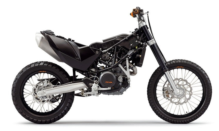 KTM 690 Enduro and Husqvarna 701 tank bolts issue explained