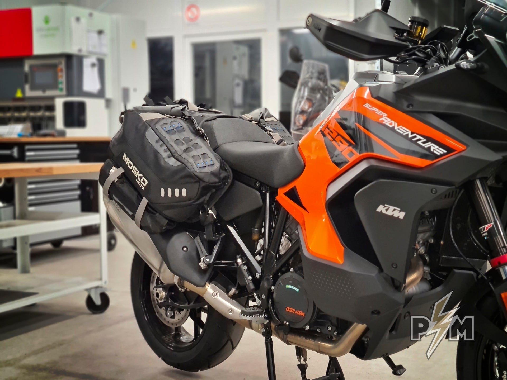 Mosko moto Reckless 80 (v.3) and 2021+ KTM 1290 Billet top rack