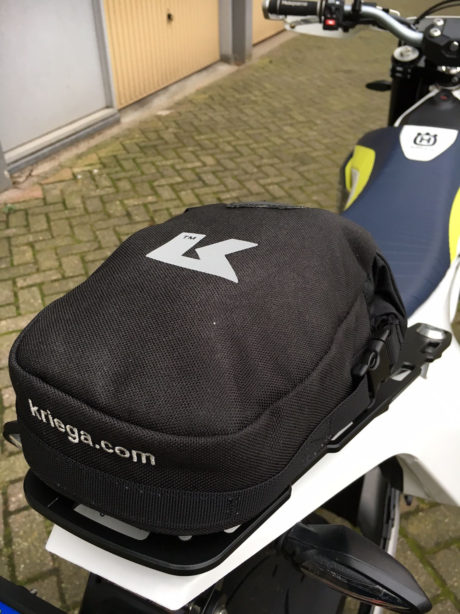 Husqvarna 701 Luggage rack and Kriega Rally pack