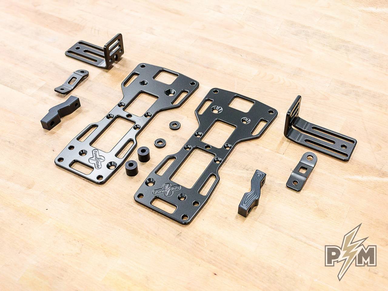 Perun moto - Ducati DesertX Side Carriers + Mosko moto Aux Pox 4l - 14