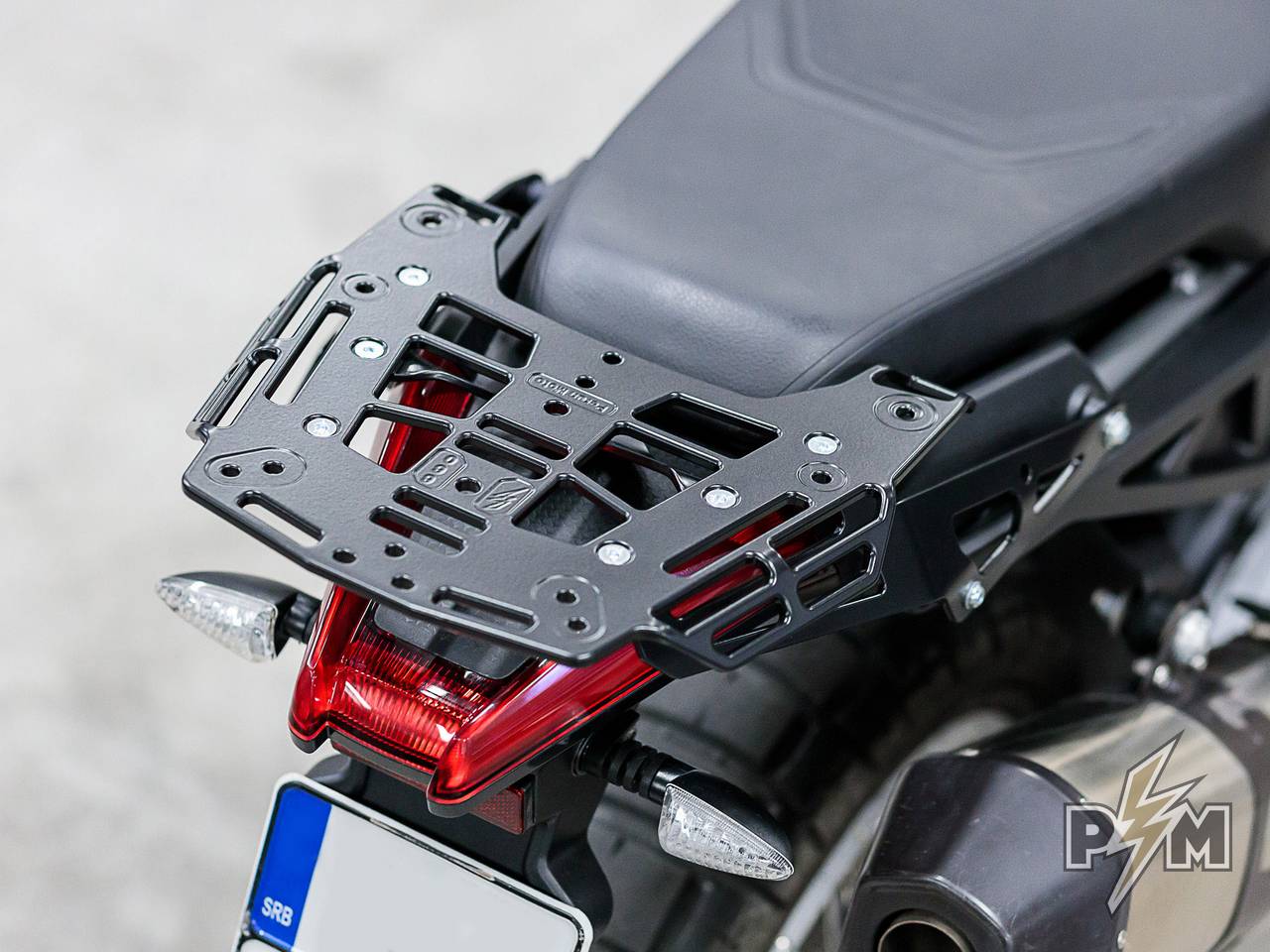 Perunmoto_Aprilia_Tuareg_Top_luggage_rack-2