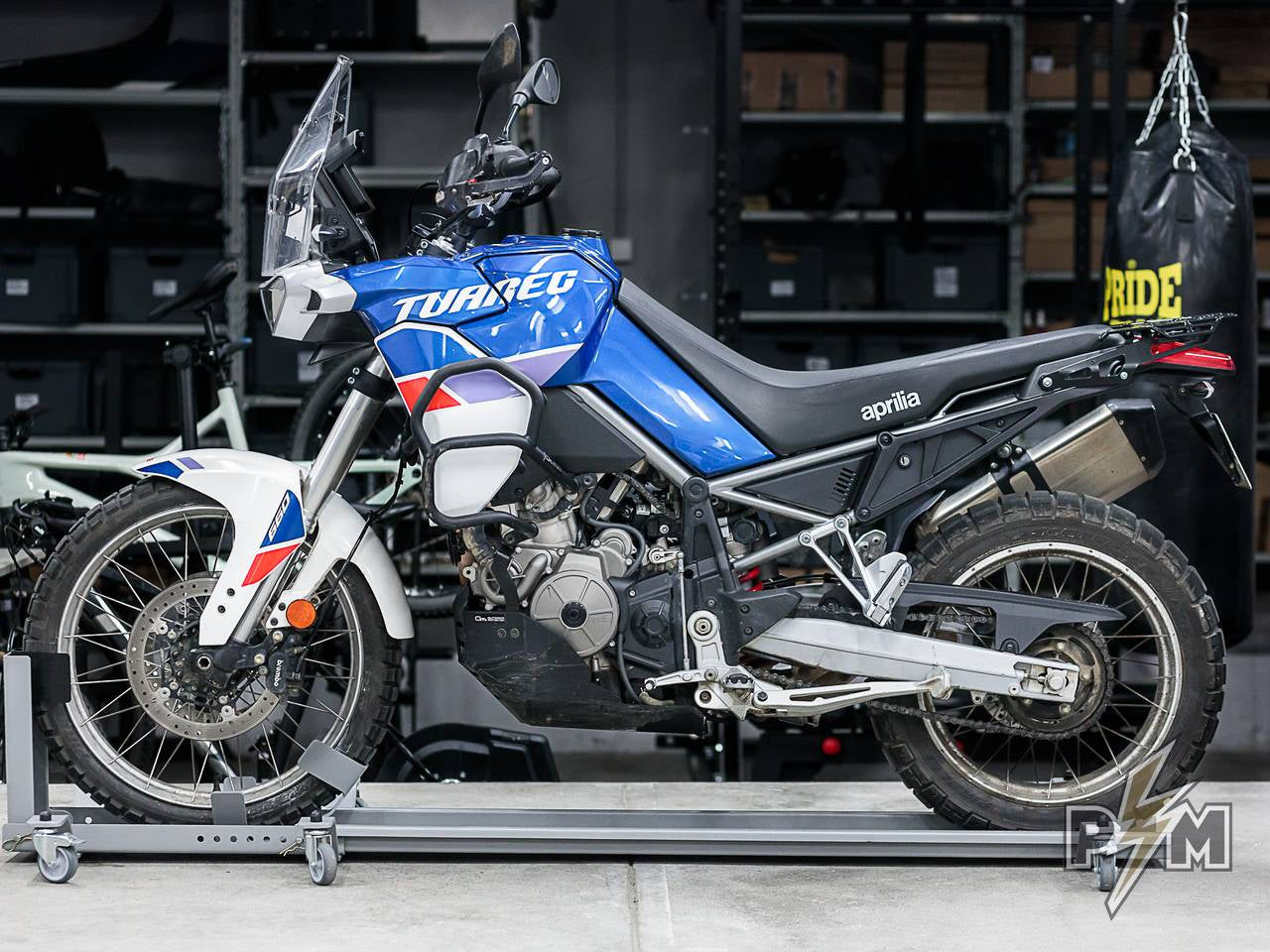 Perunmoto_Aprilia_Tuareg_Top_luggage_rack-6