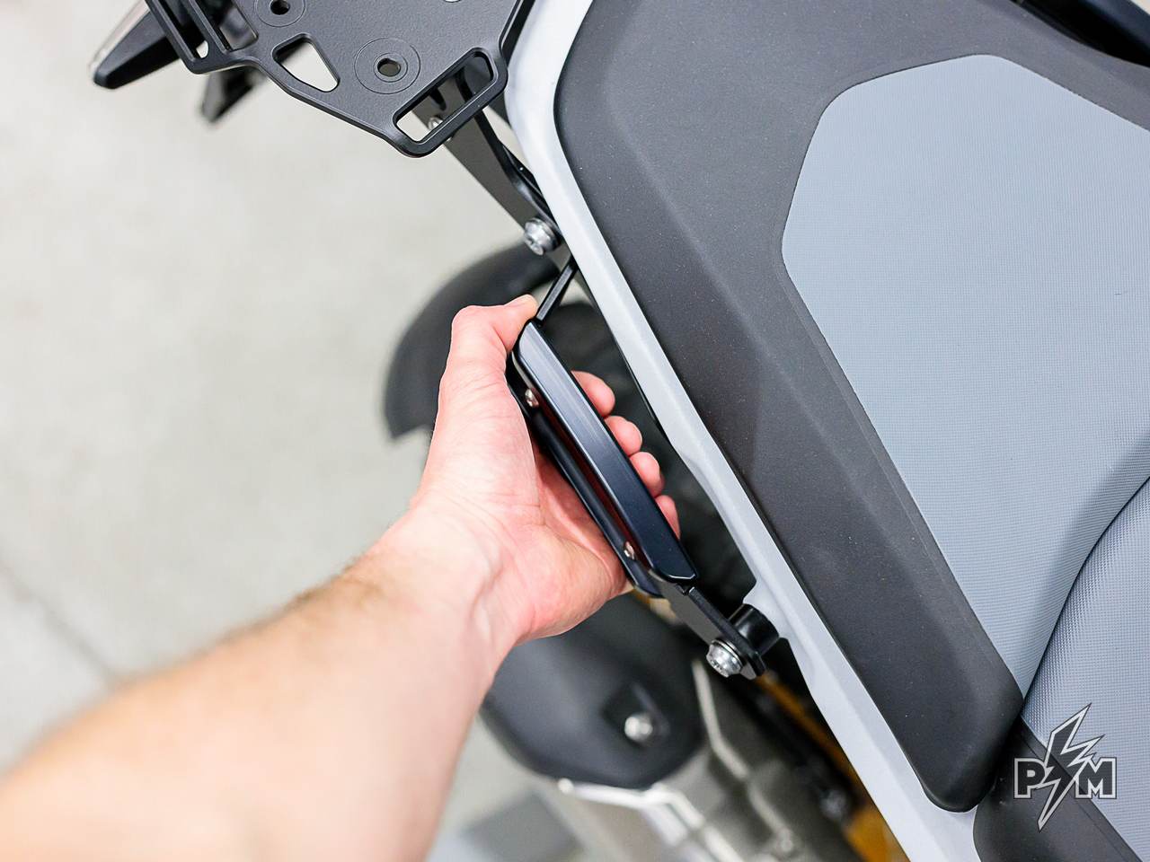 Perun moto R1300GS Top luggage rack - Sport - 12