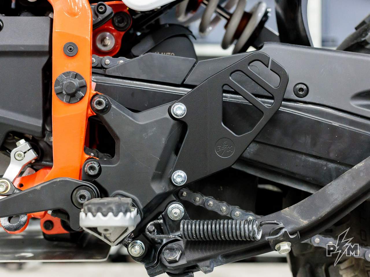 KTM 390 Adventure R or X / Enduro Heel guards - Perunmoto