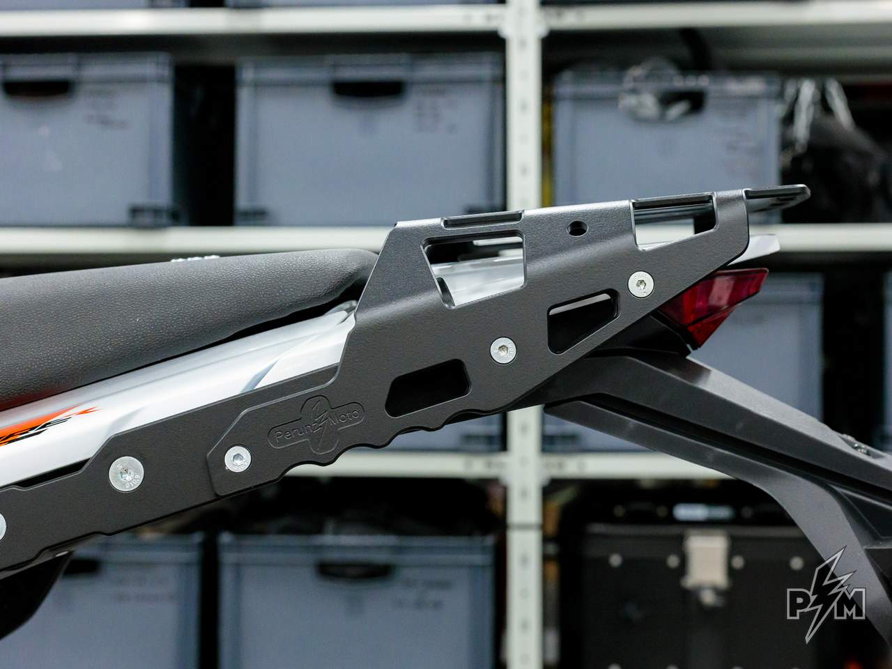 Perun moto KTM 390 Adventure R Top luggage rack - 3 - grab handle - low profile