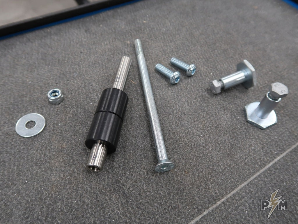 Perun moto Tank bolt kit 1